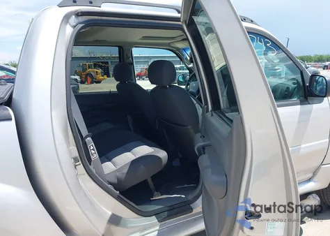 2004 Ford Explorer Sport Trac Adrenalin/Xls/Xlt z USA, uszkodzony, nr VIN 1FMZU77K64UA98358